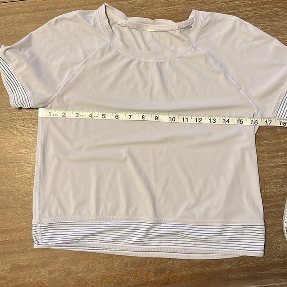 Lululemon Crop Top XS/S - Picture 7 of 11